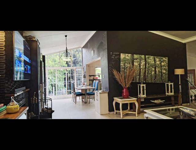 4 BEDROOM HOUSE FOR SALE IN BORDEAUX